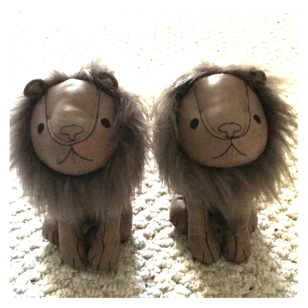 Pottery Barn Lion Bookends